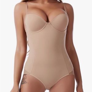 NWT SHAPEWEAR